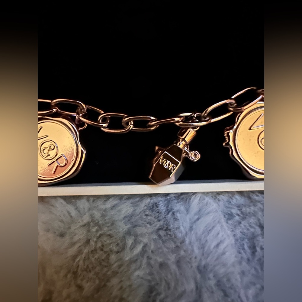 Viktor & Rolf - Picture 6 of 6